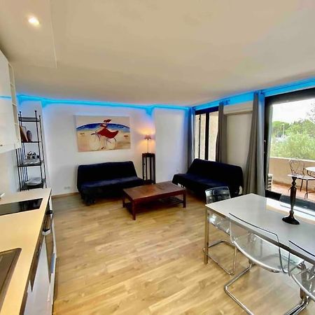 Marinesappartement, La Terrasse Tropezienne 圣特罗佩 外观 照片